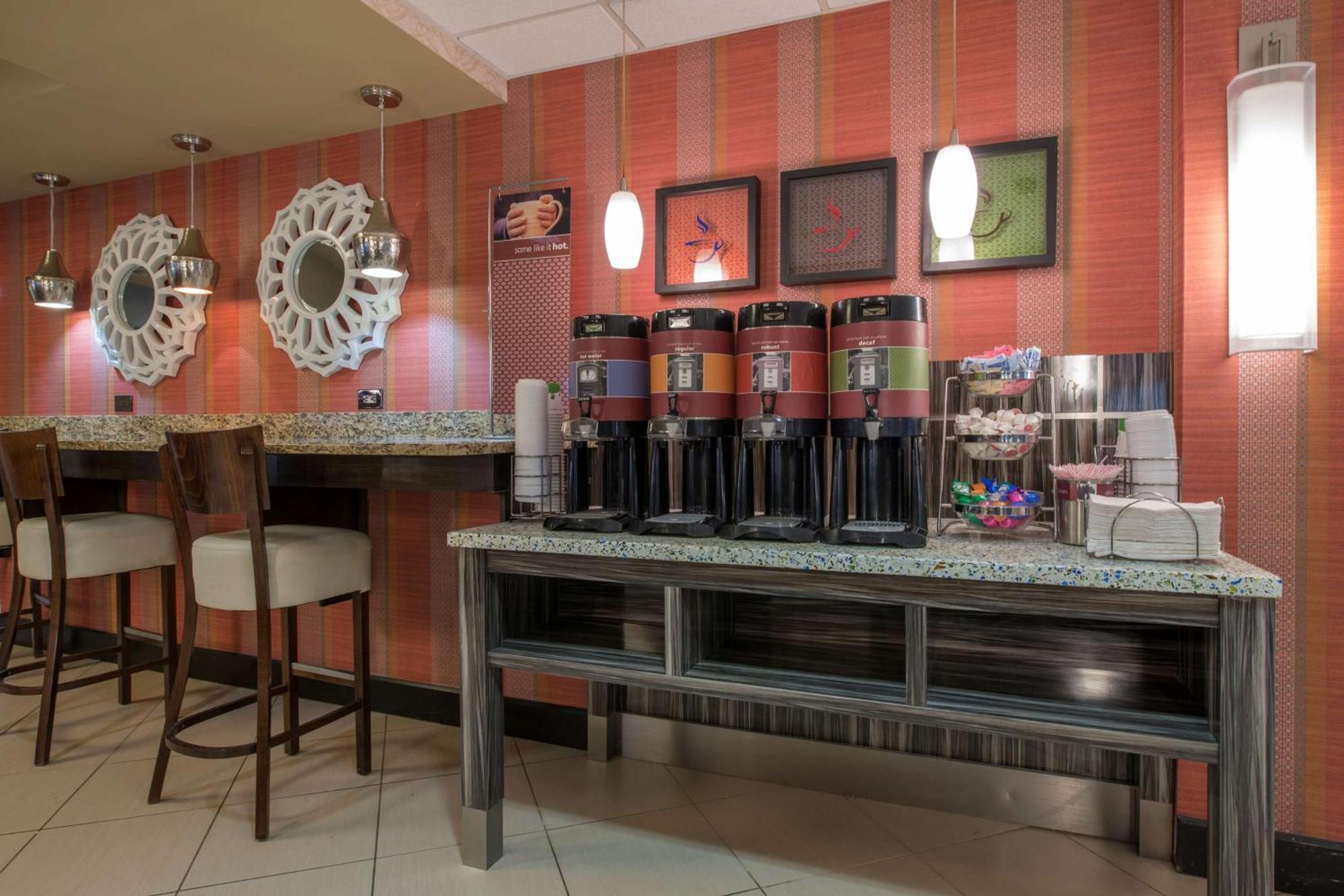 Hampton Inn Atlanta-Newnan Εξωτερικό φωτογραφία